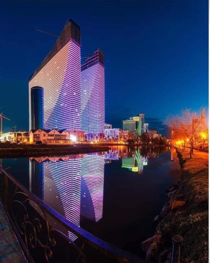 Luxury Sea View Orbi City Batumi Esterno foto