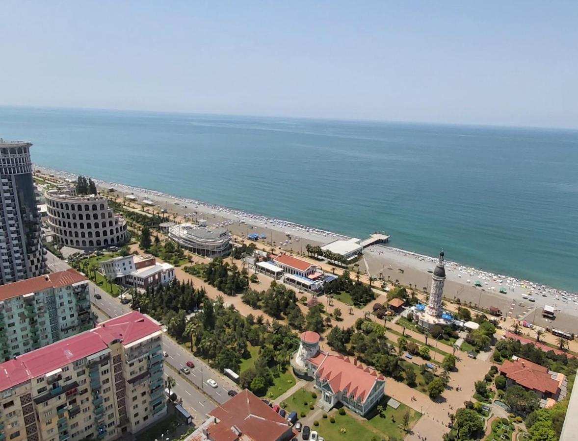 Luxury Sea View Orbi City Batumi Esterno foto