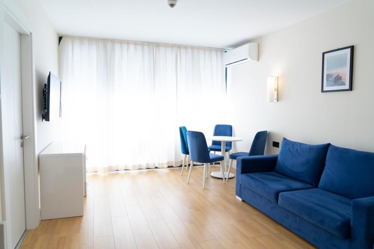 Luxury Sea View Orbi City Batumi Esterno foto