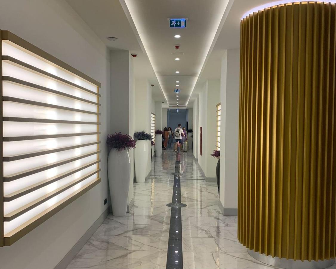 Luxury Sea View Orbi City Batumi Esterno foto