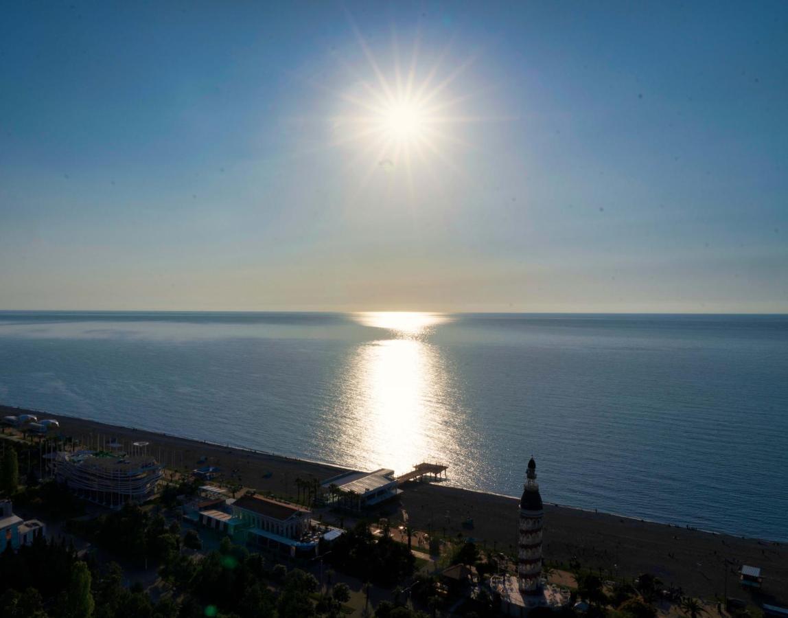 Luxury Sea View Orbi City Batumi Esterno foto